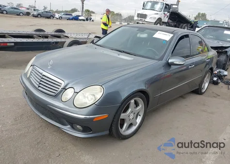 2005 Mercedes-Benz E 320 z USA, uszkodzony, nr VIN WDBUF65J85A699169